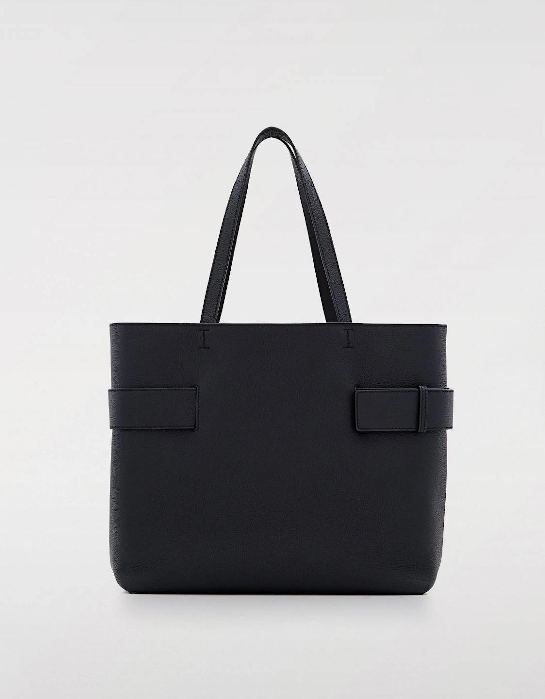 Curve Small Tote Buckle Detail