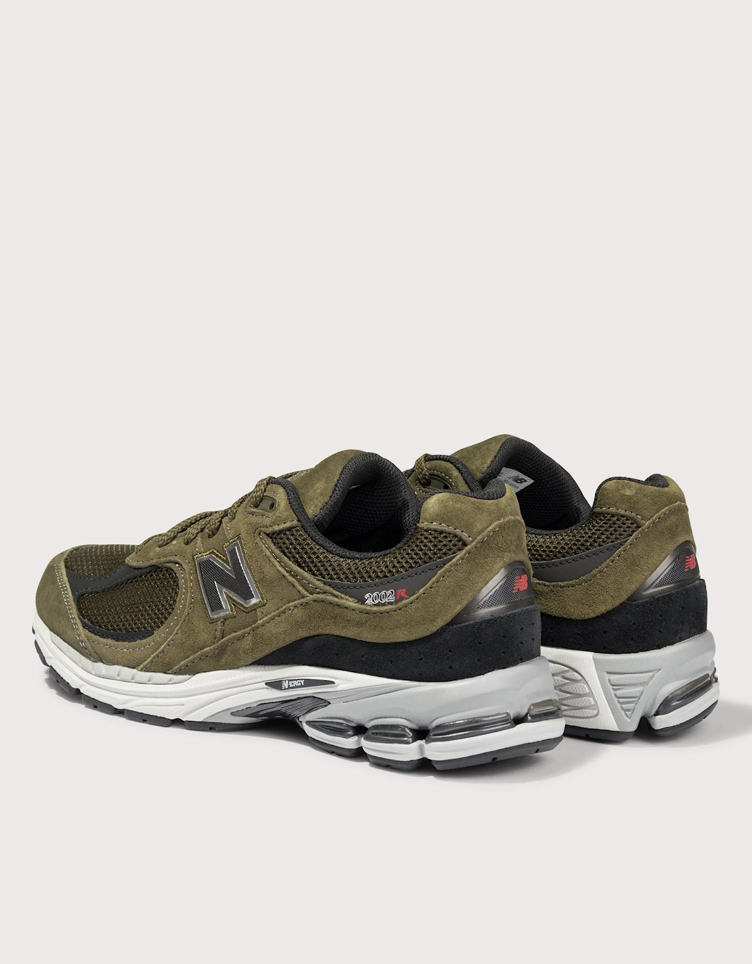 2002R Sneakers