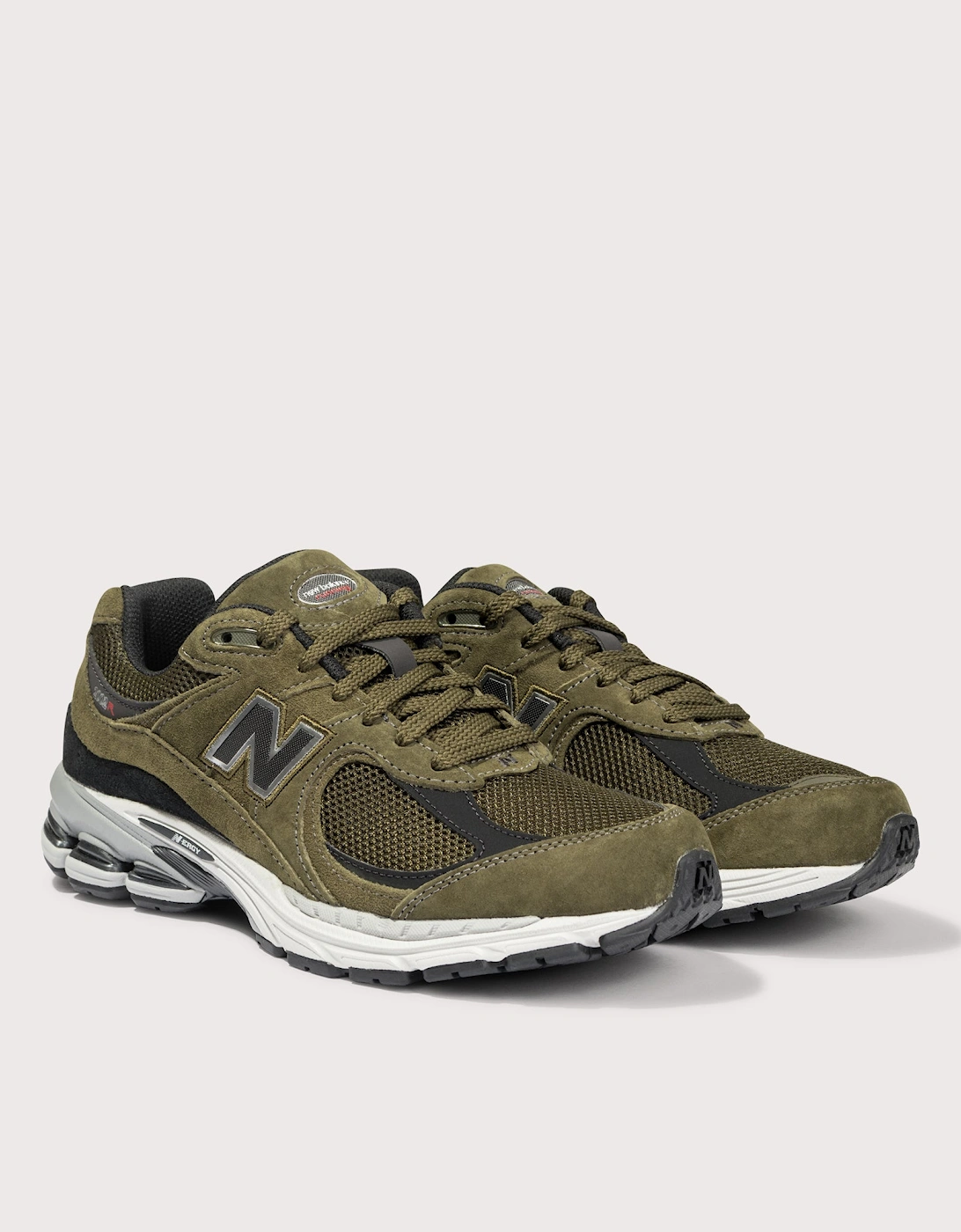 2002R Sneakers