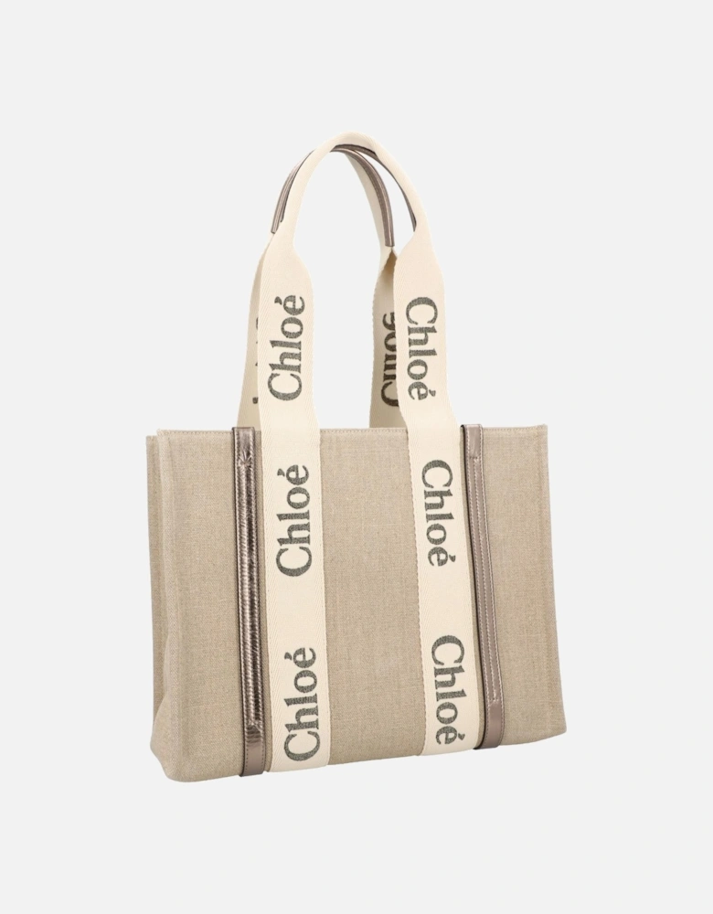 Essential Carryall: Versatile Tote Bag with Durable Construction and Comfortable Handles for Everyday Use