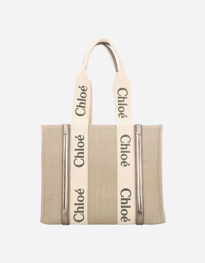 Essential Carryall: Versatile Tote Bag with Durable Construction and Comfortable Handles for Everyday Use