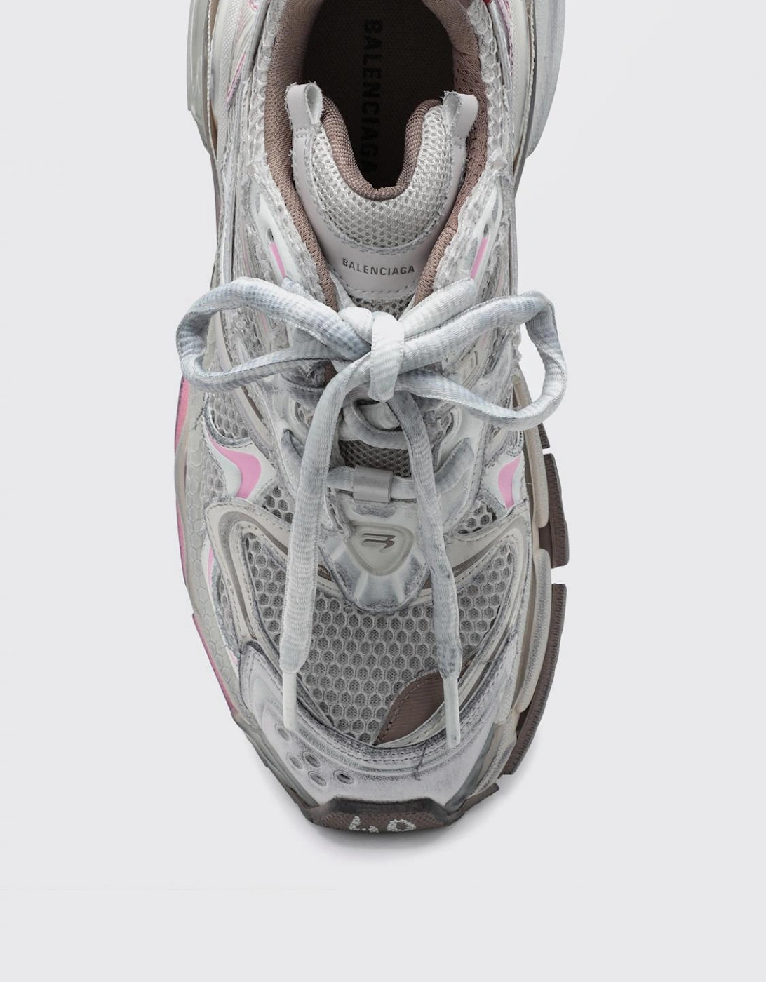 Runner Casual Distressed Sneakers