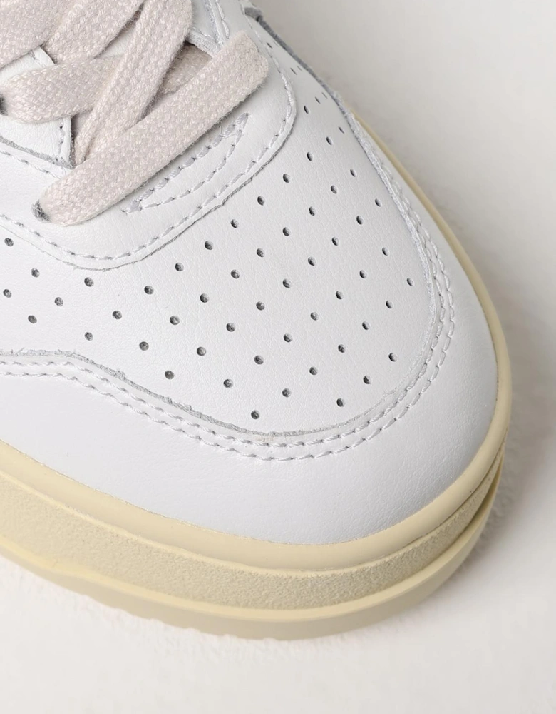 Medalist Platform Sneaker