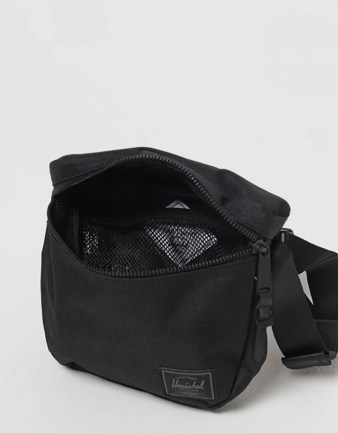 Sixteen Hip Pack Waist Bag
