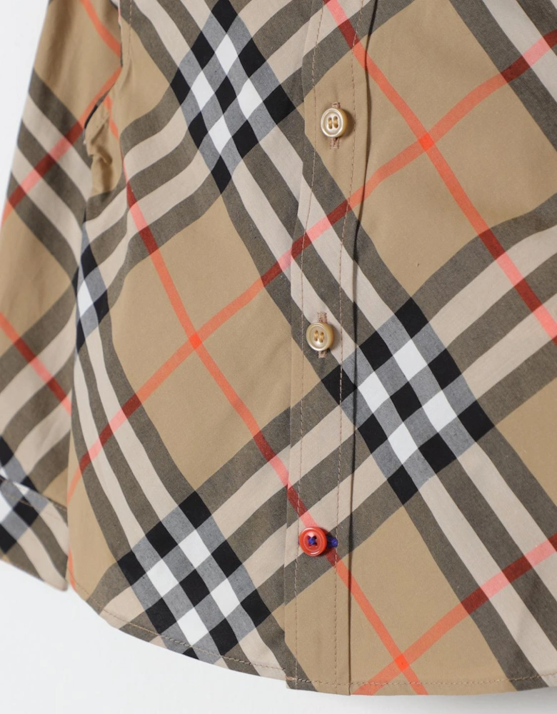 Classic Plaid Pattern Shirt with Long Sleeves and Button Closure
