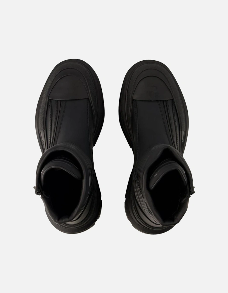 Black Leather Ankle Boots with Top Laces