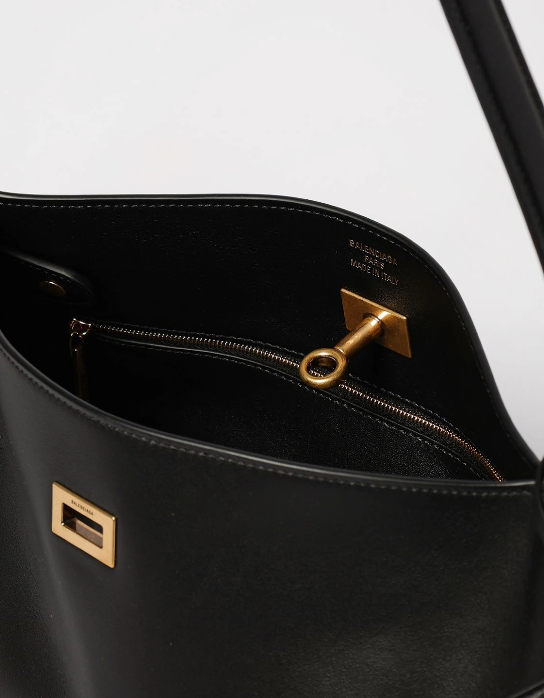 Hourglass XS Shoulder Bag