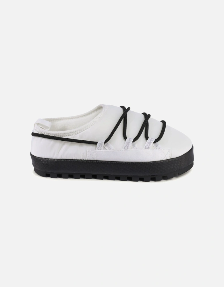 Recycled Polyester Slipper with Minimalist Design