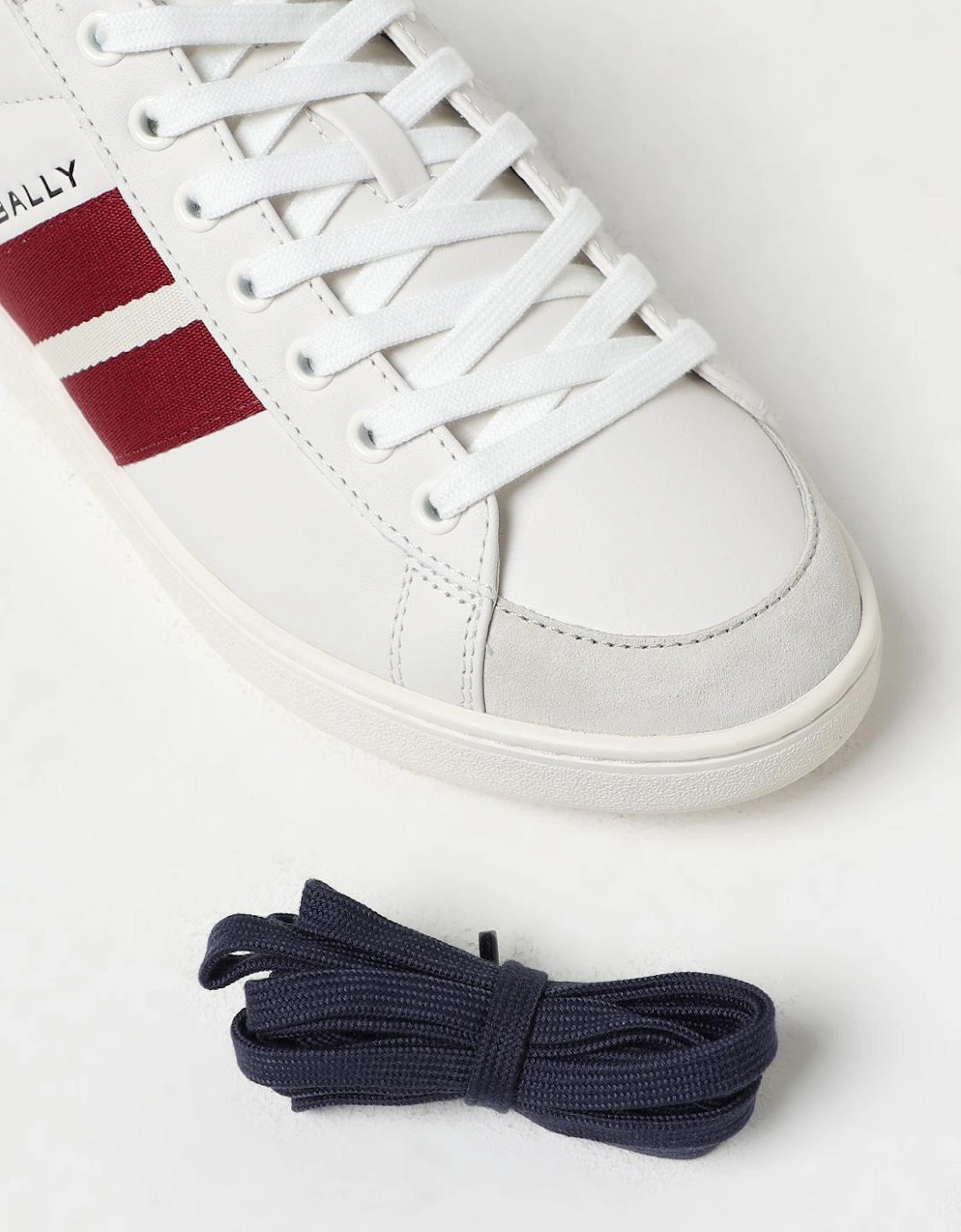 Stripe Low Top Sneaker