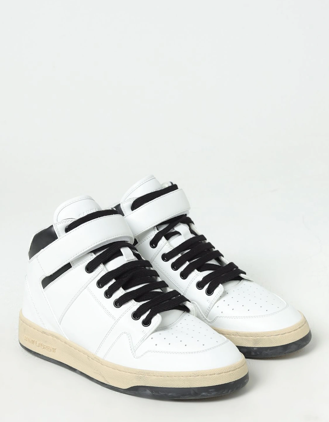 SL06 HighTop Sneaker