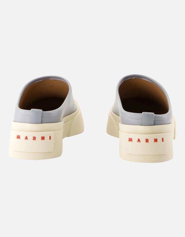 Fusion Clogs Platform