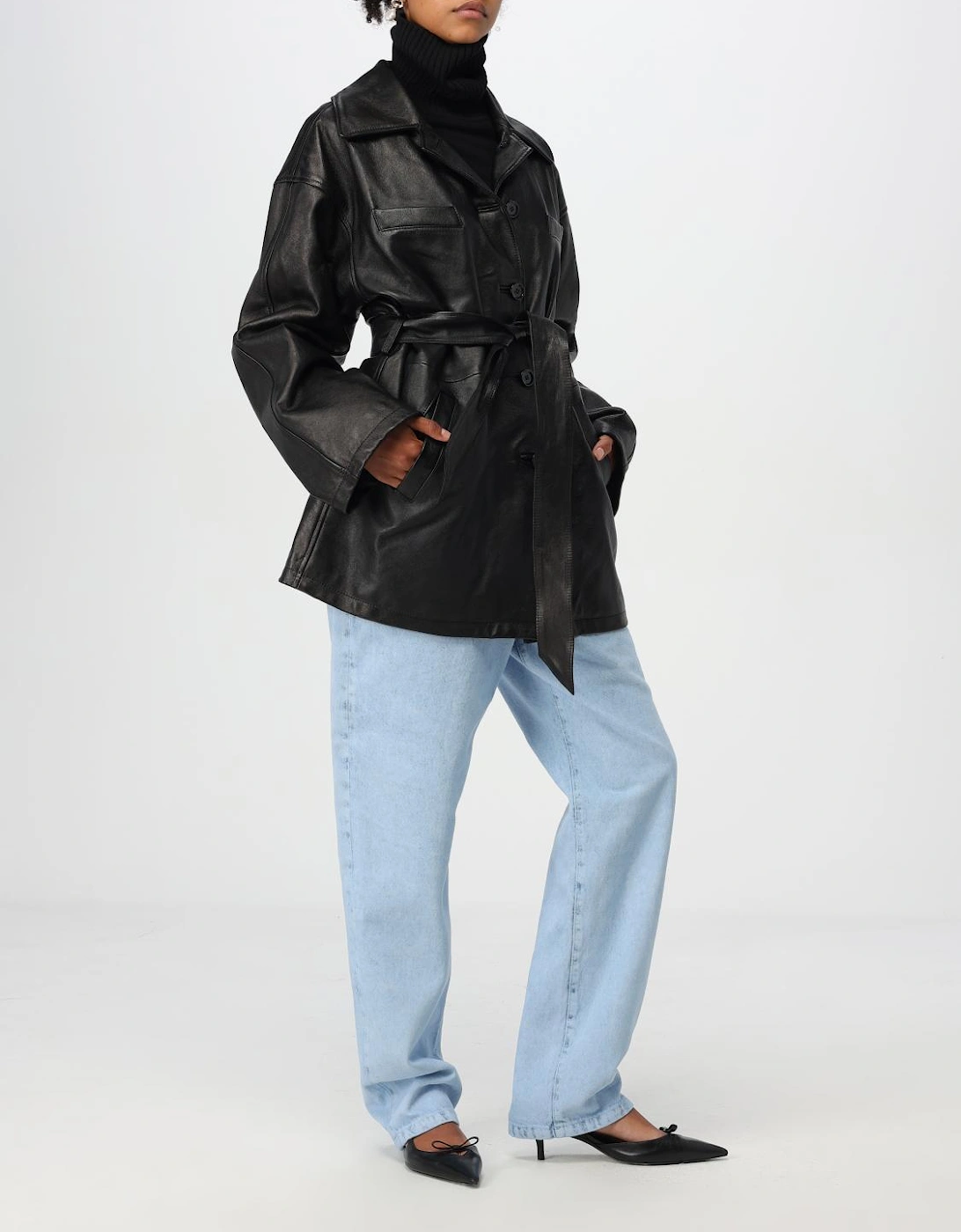 Straight Leg Light Wash Jeans