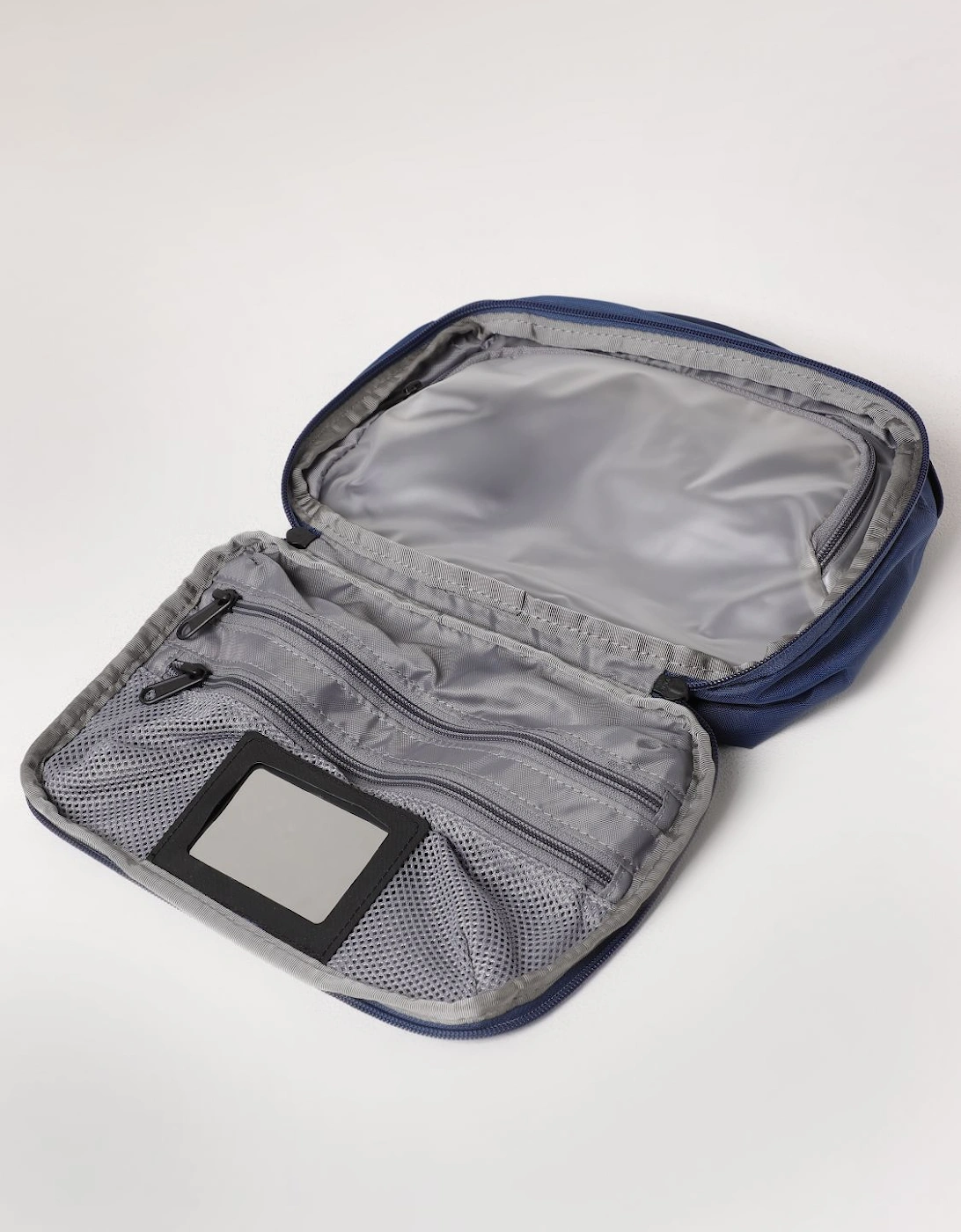 Base Camp Travel Organizer