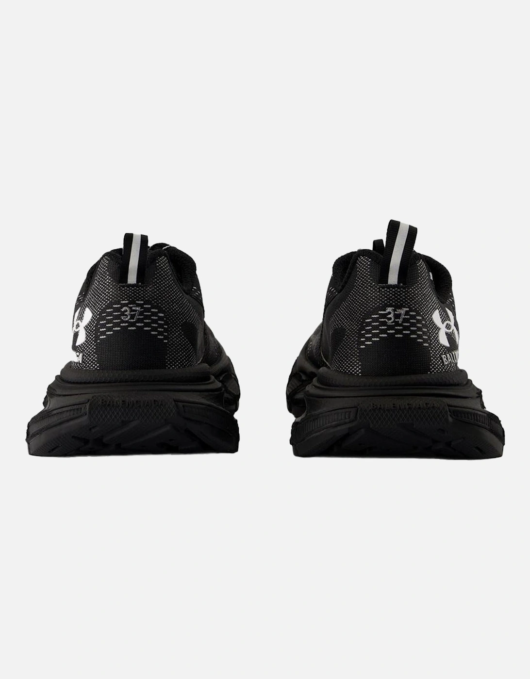 Luxurious Synthetic Round Toe Lace-Up Sneakers