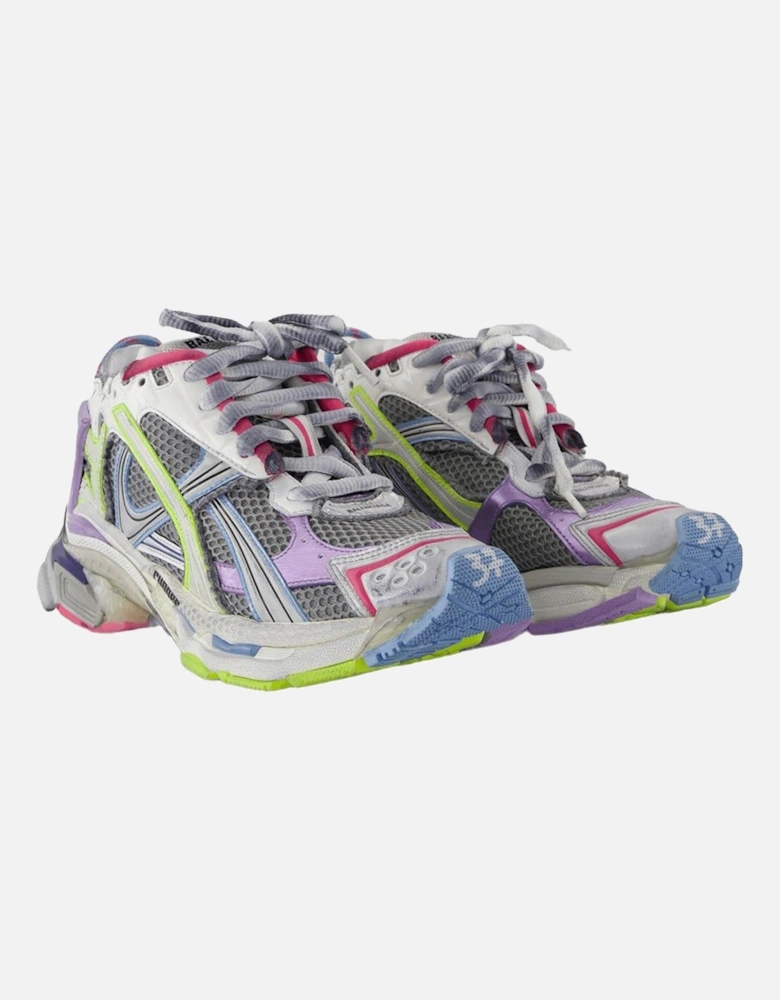 Gradient Runner Sneakers with Top Laces and Round Toe