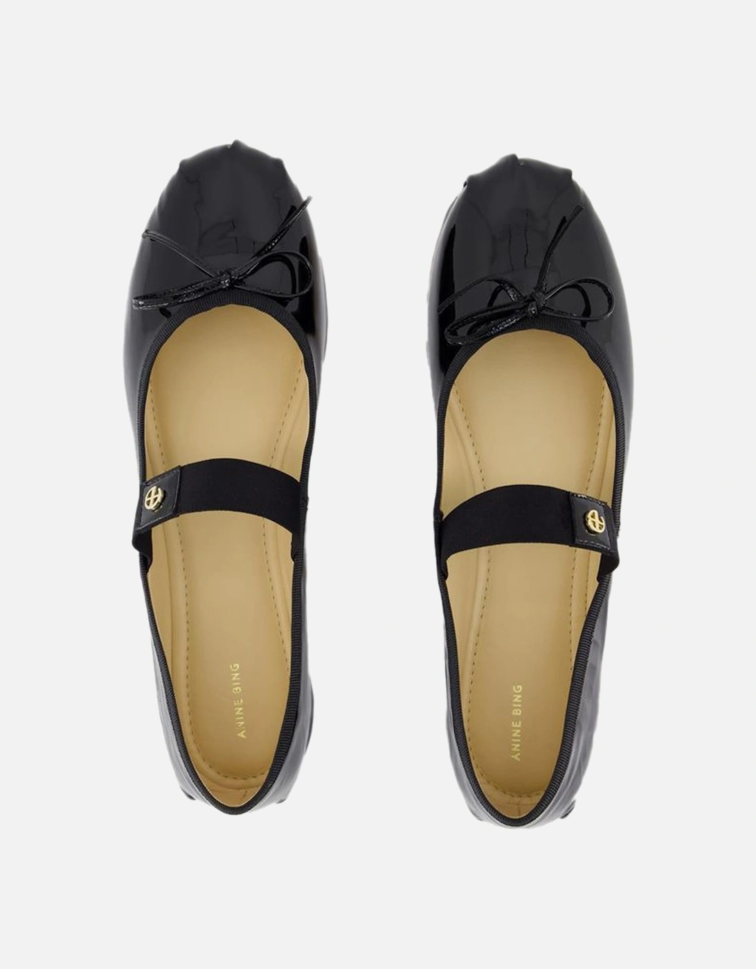 Smooth Calfskin Round Toe Flats with Elastic Band