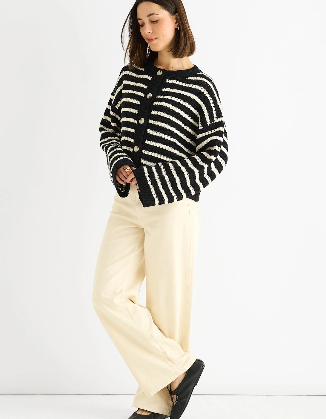 Gini London Women's Black Stripe Cable Knit Crop Cardigan - White - Size: 12/14