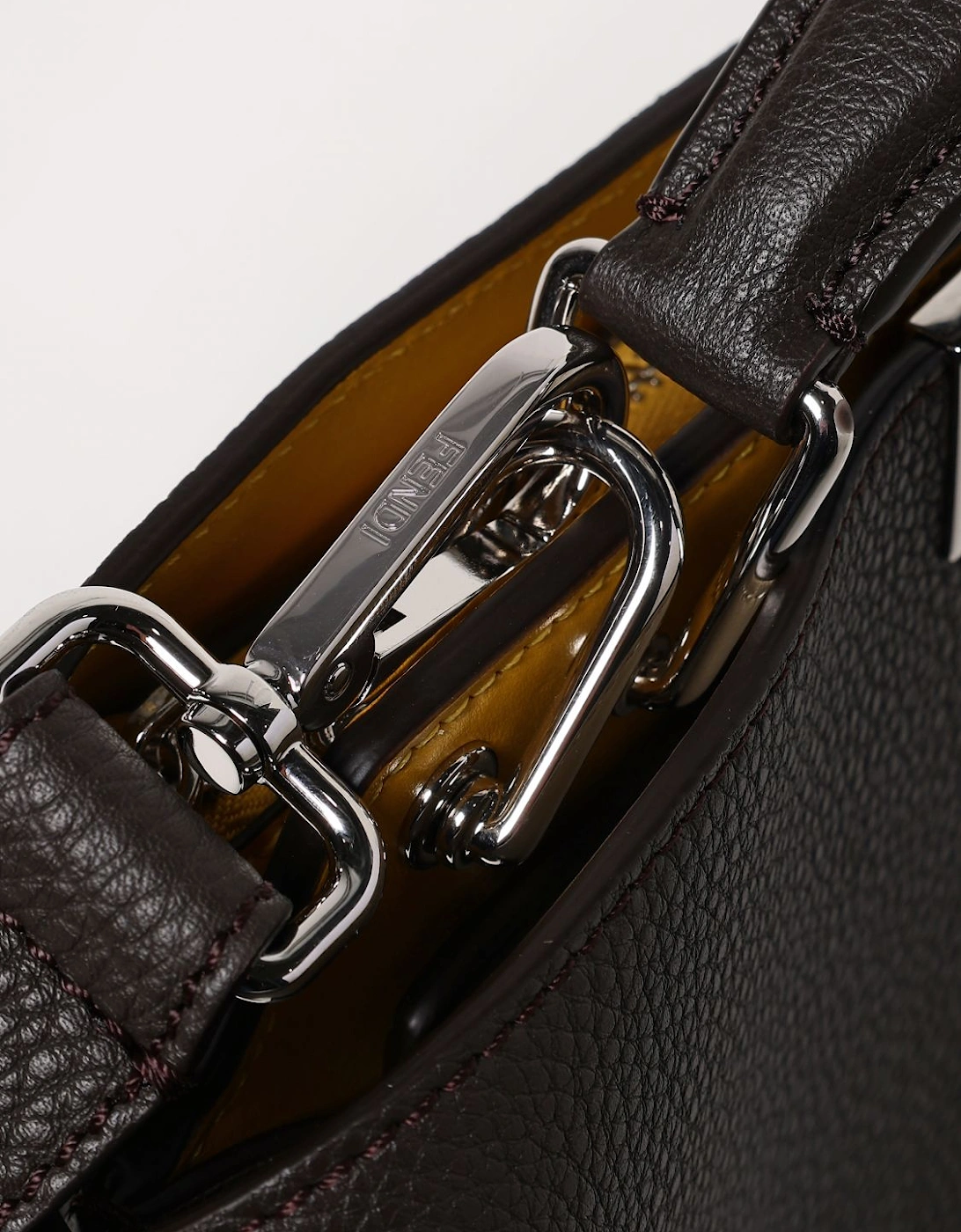Baguette Shoulder Bag Classic Style