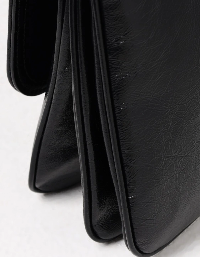 Hourglass Chain Wallet Bag