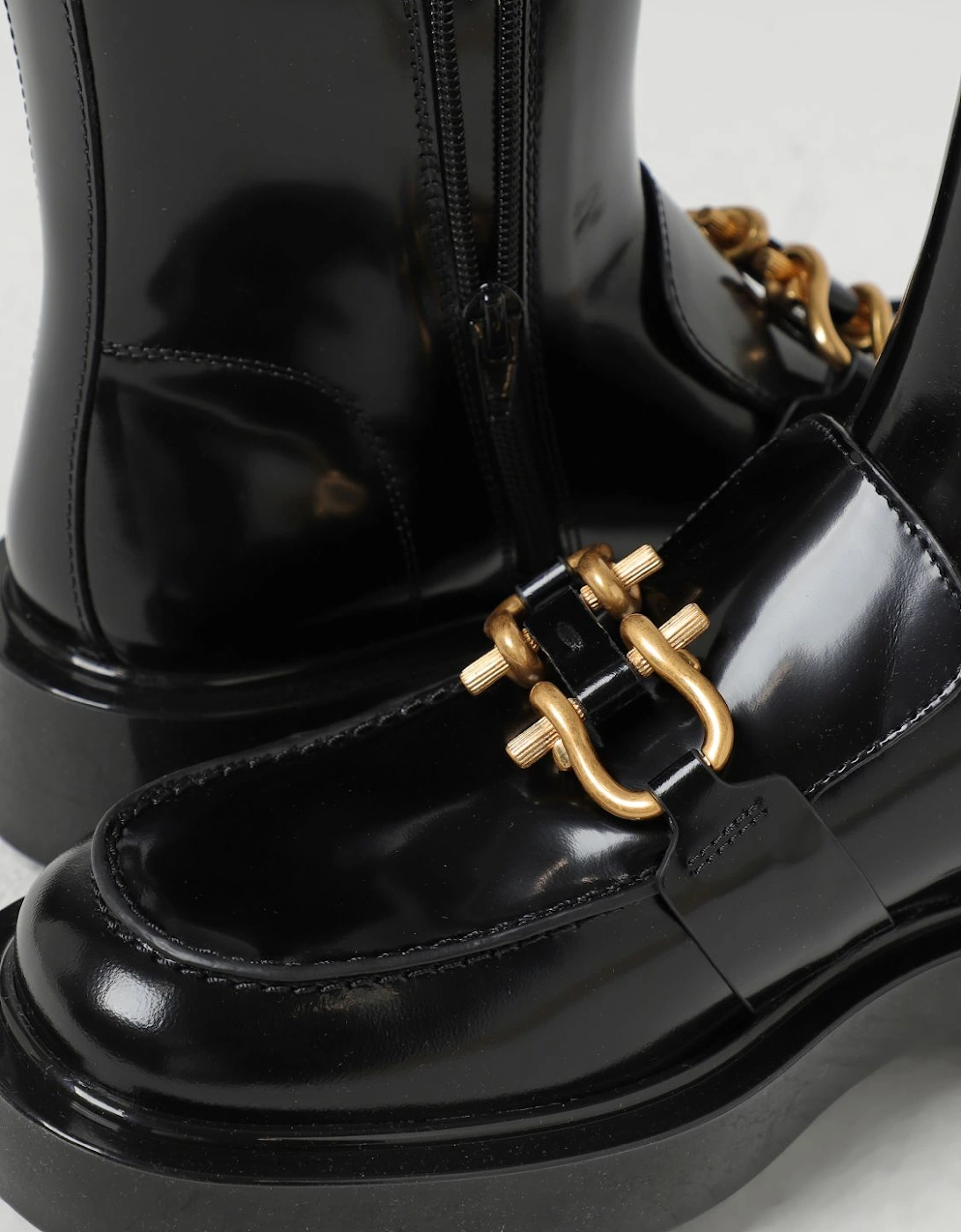 ChainDetailed Leather Ankle Boots