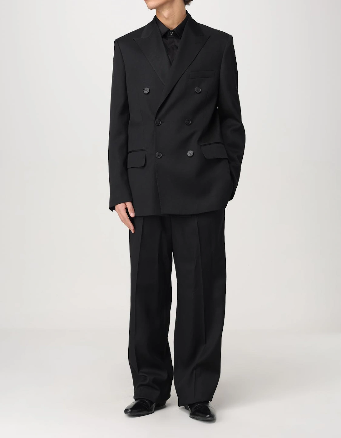 Tailored Casual Pants with Modern Detailing