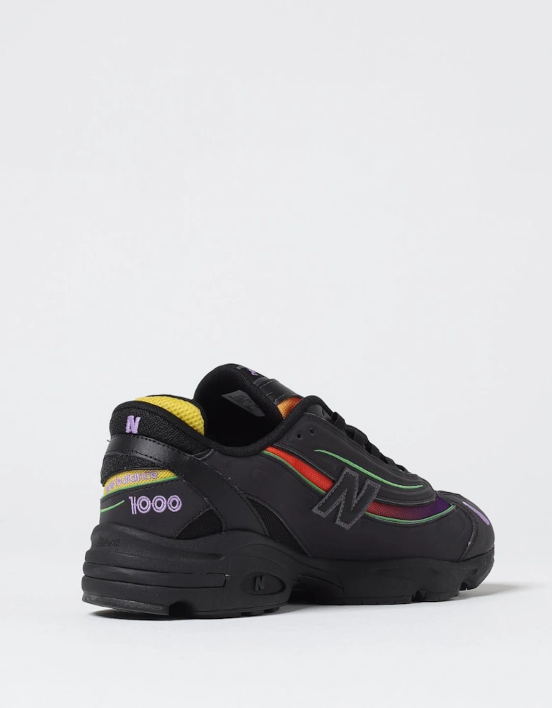 1000 Casual Sneakers