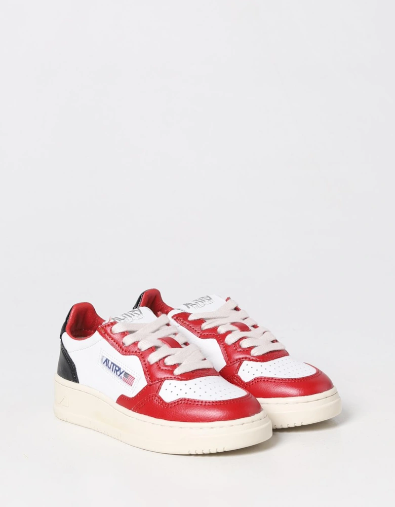 Medalist Low Top Sneaker