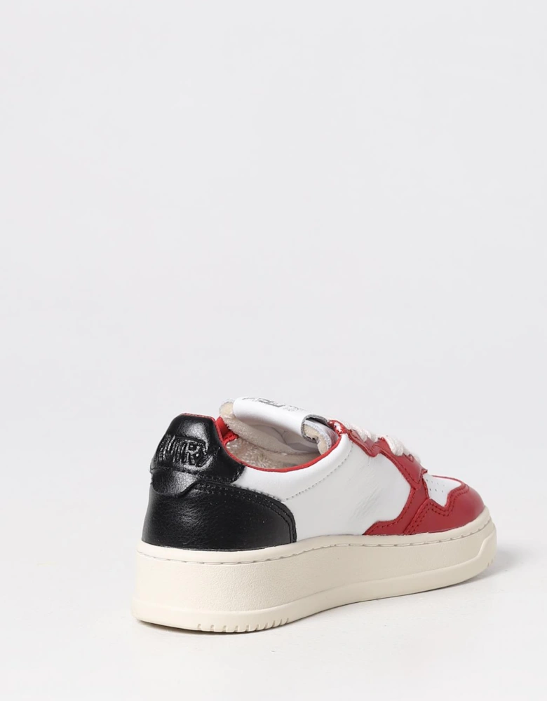 Medalist Low Top Sneaker