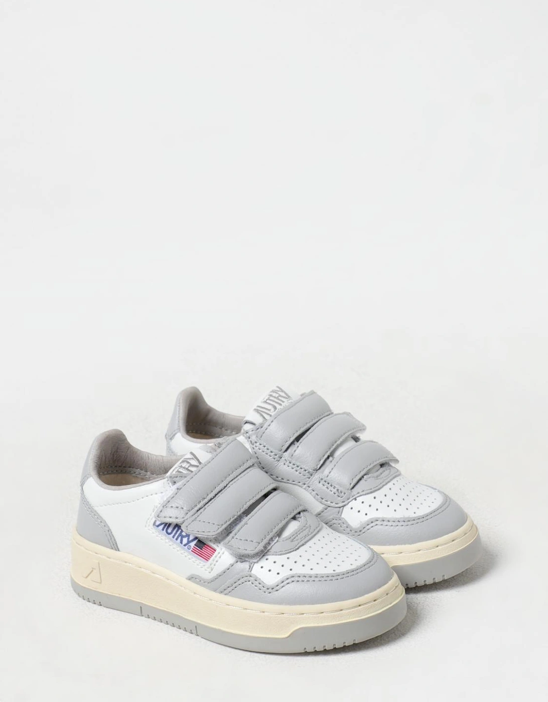 Medalist Kids Velcro Strap Sneaker