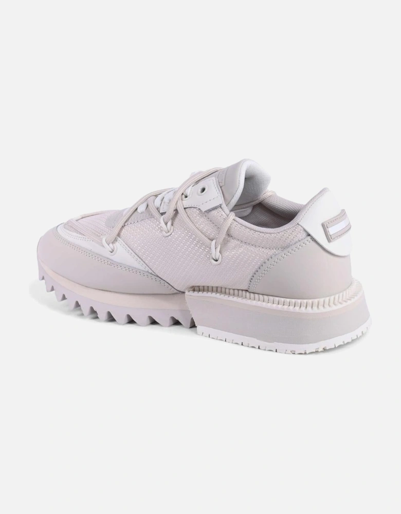Leather and Polyurethane Sneaker