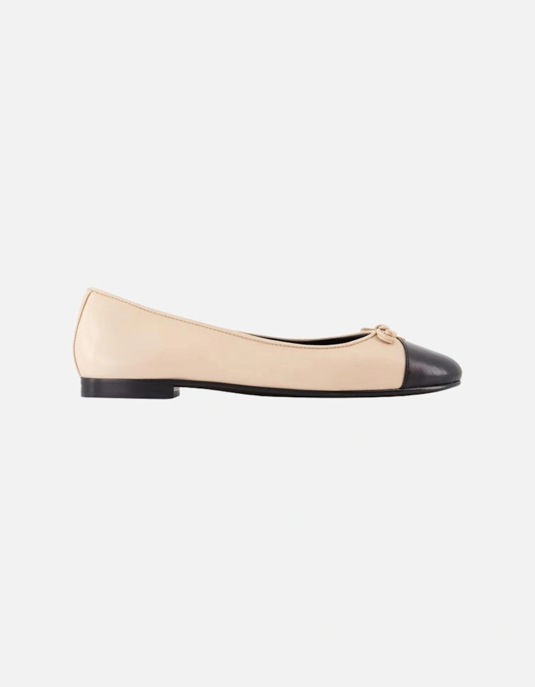 Cap Toe Leather Ballerinas with Smooth Goatskin and Round Toe