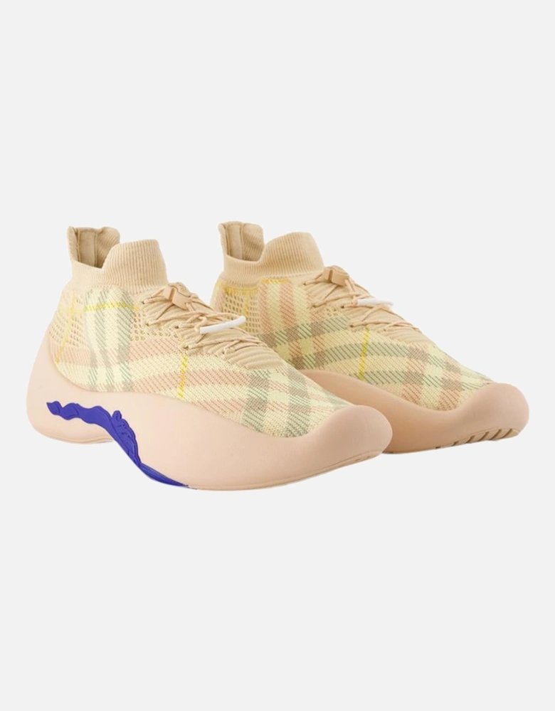 Knitted Plaid Sneakers Casual Design