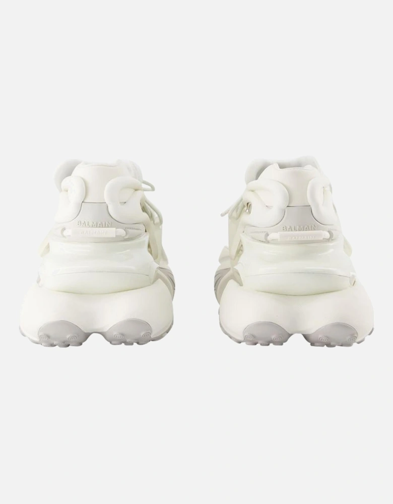 Pointed Leather Sneakers