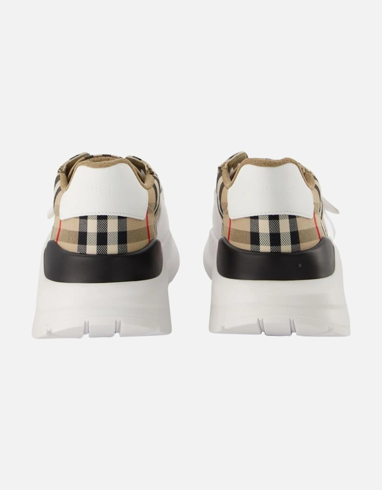 Arthur Check Sneakers Casual Style