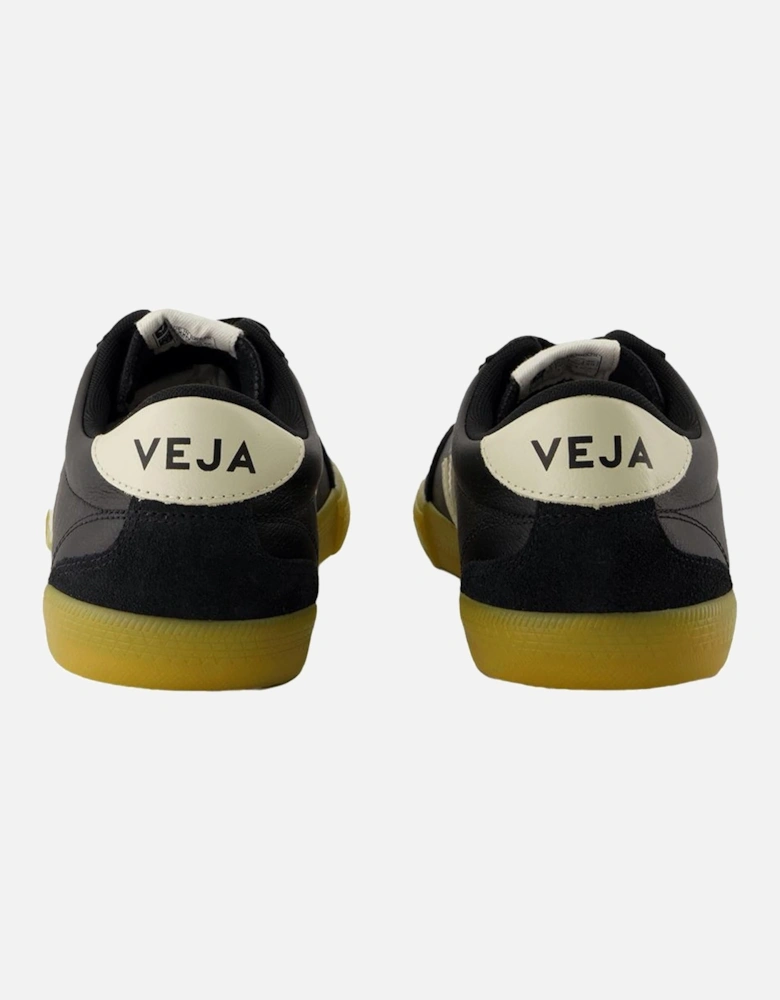Esplar Leather Sneaker Sustainable Design