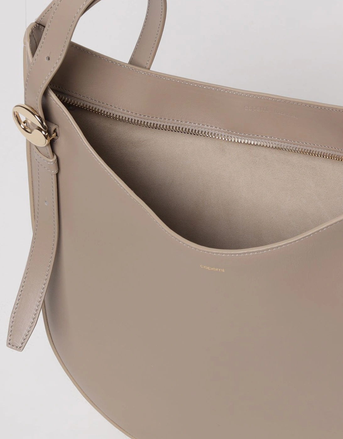 Swipe Shoulder Bag Leather