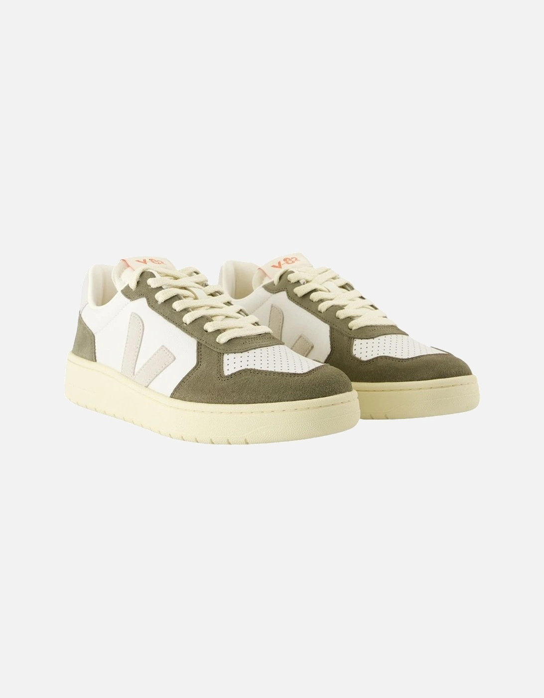V10 Extra White Olive Sneaker