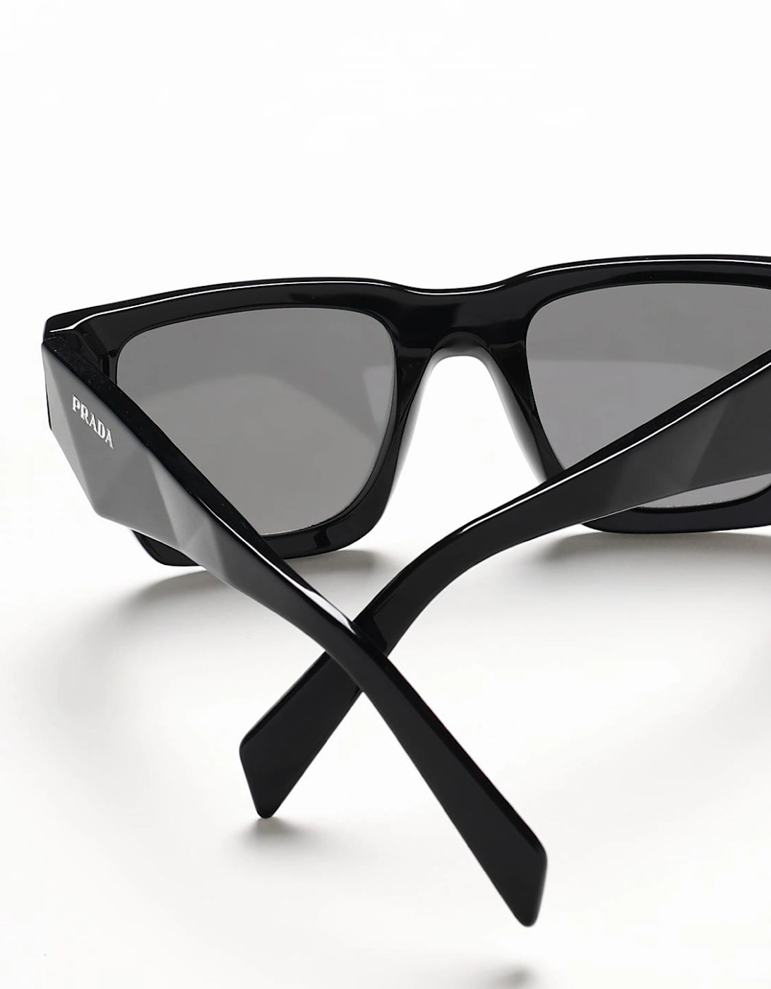 SPR061S Sunglasses Rectangular Frame