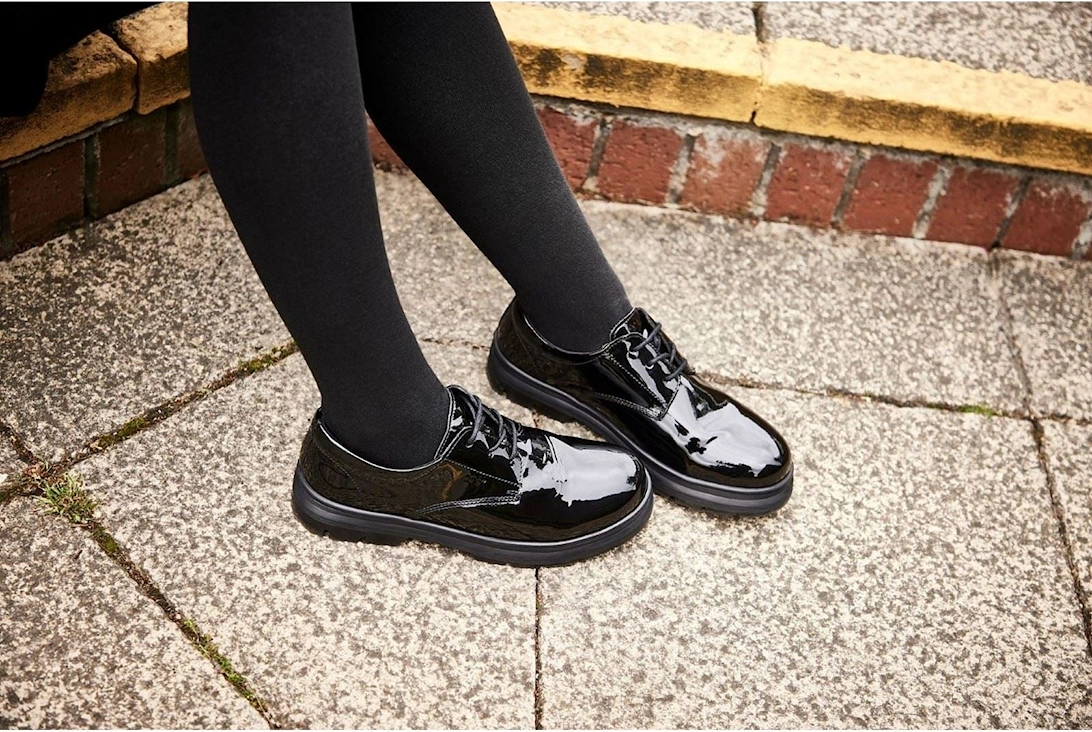 Irene Faux Leather Girls's Black Patent Loafers