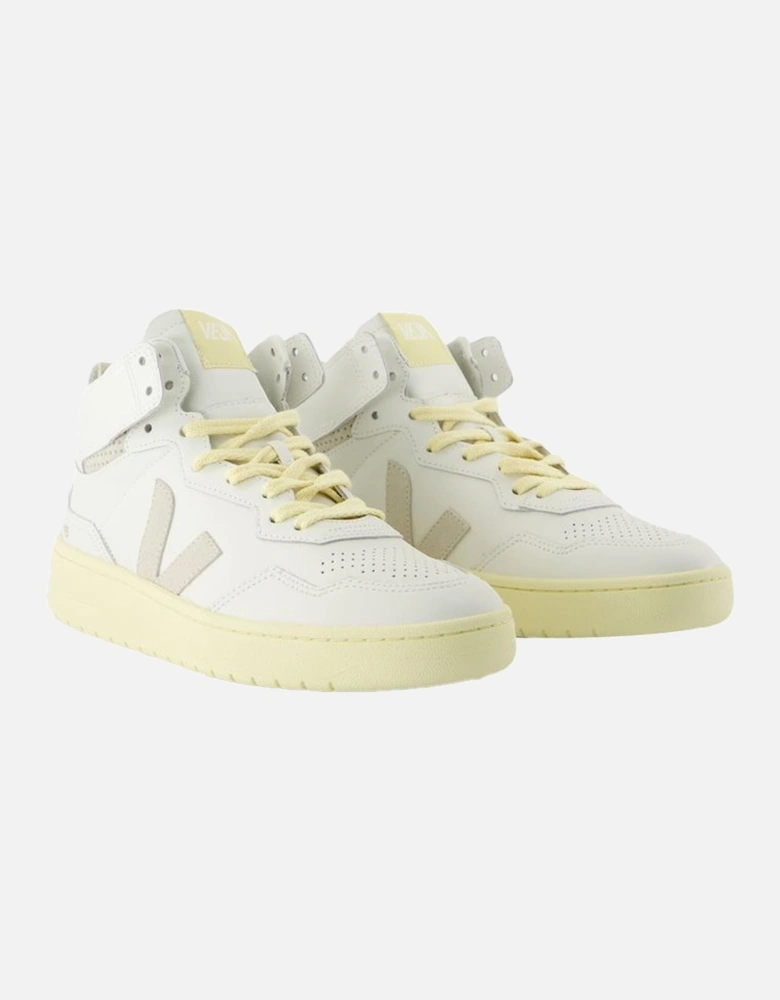 V10 MidTop Sneaker Sustainable Design