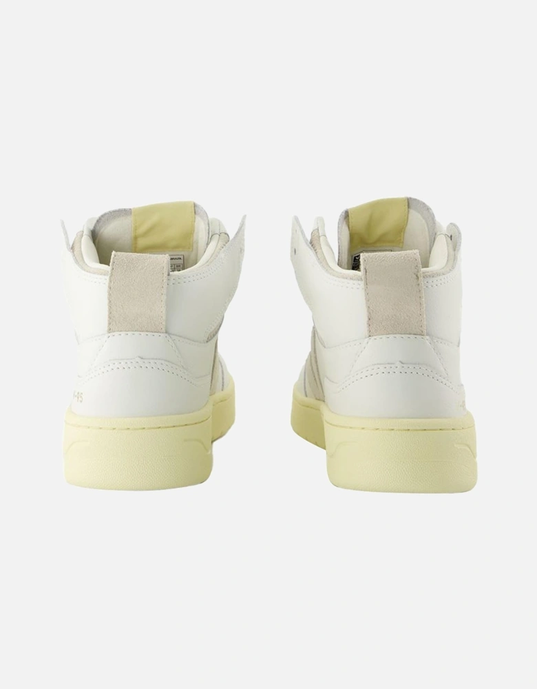 V10 MidTop Sneaker Sustainable Design