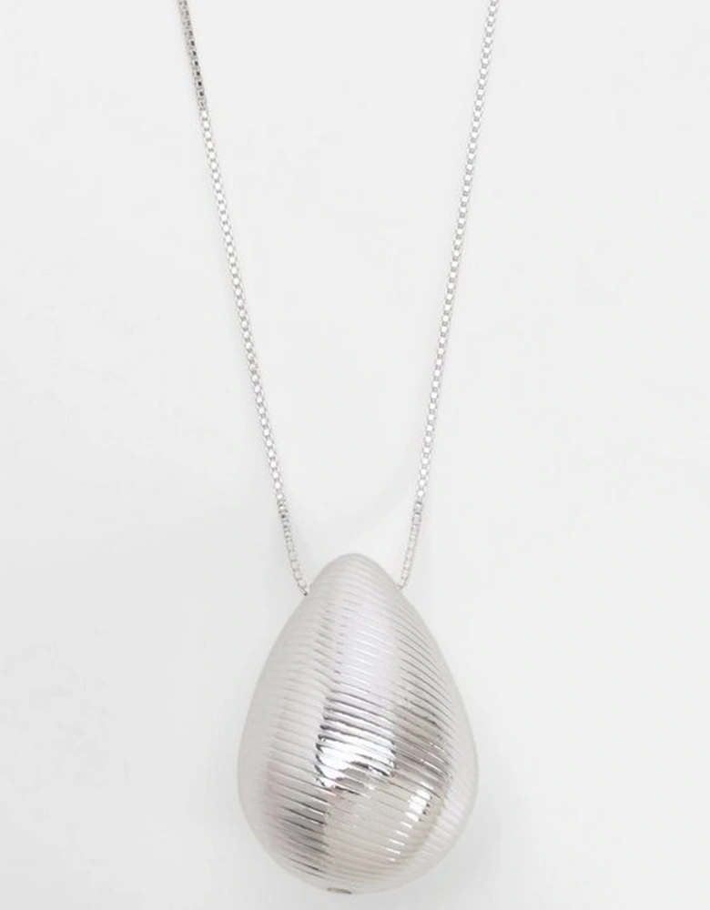 Pearl Detail Drop Necklace