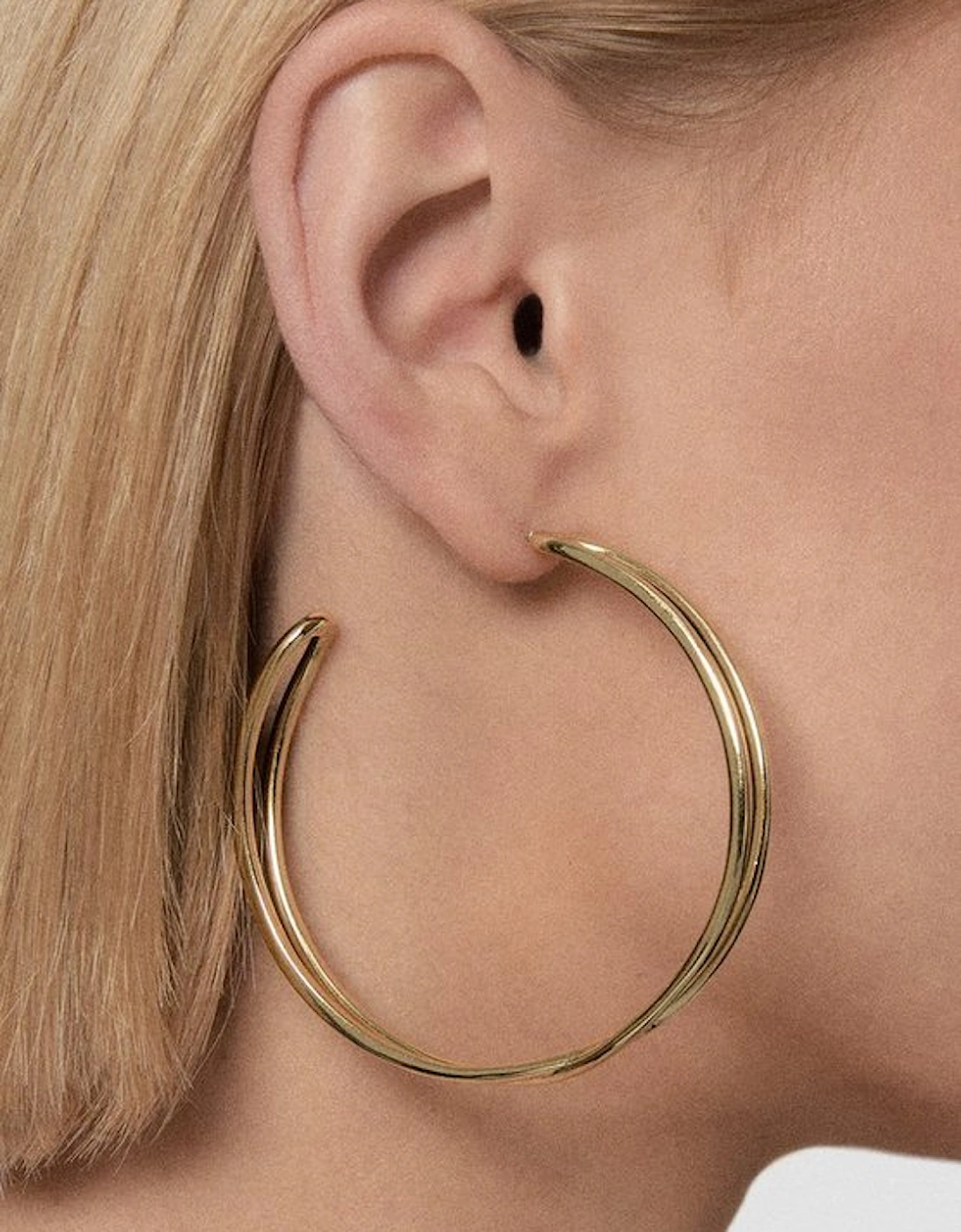 14kt Gold Plated Criss Cross Hoop Earring, 2 of 1
