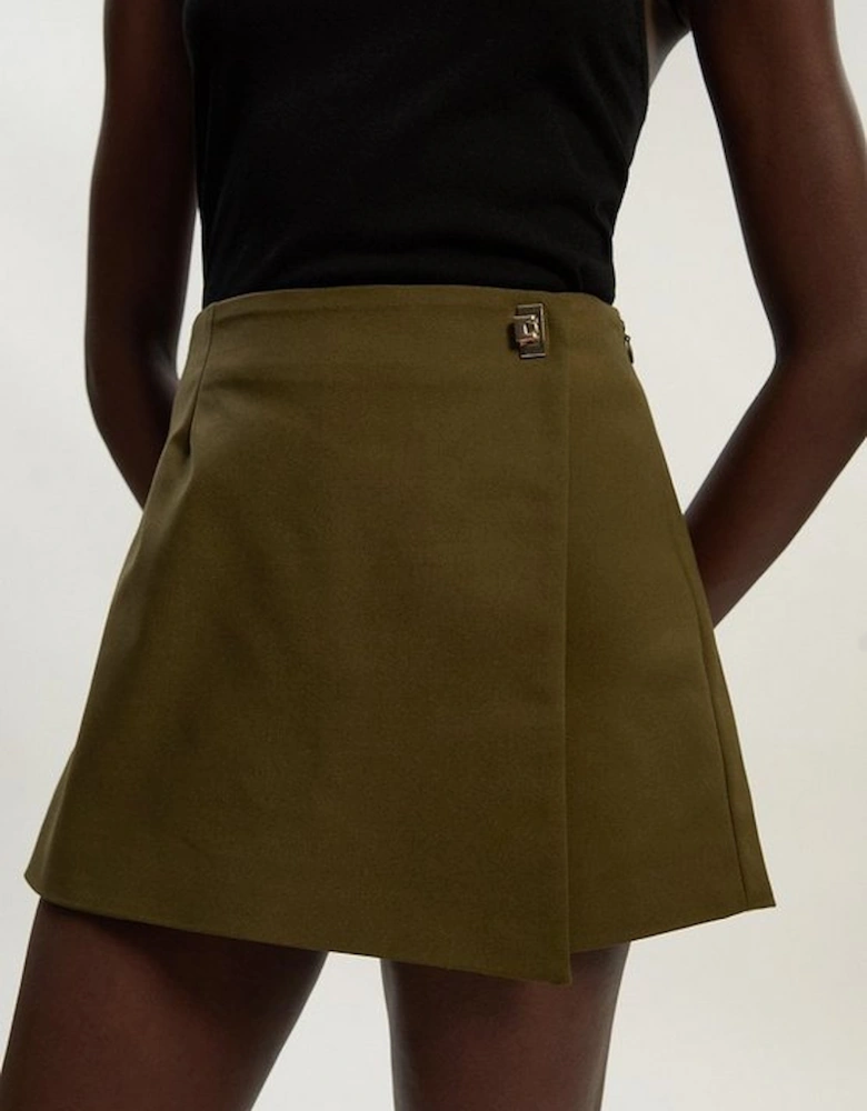 Techno Hardware Detail Woven Skort