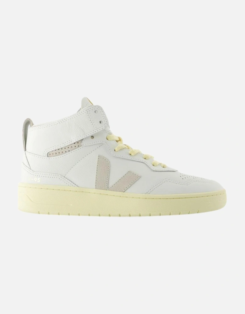 V10 MidTop Sneaker