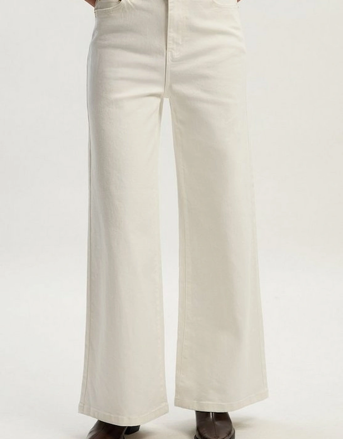 Stretch Denim Wide Leg Jean
