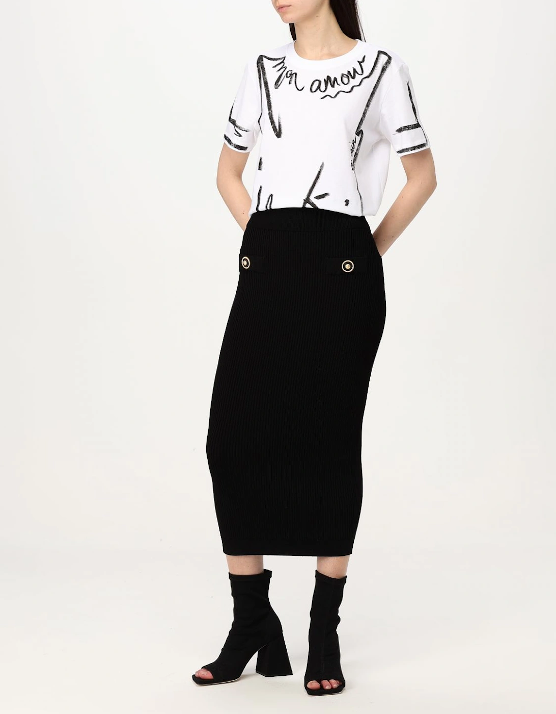 Je Taime Graphic Tee