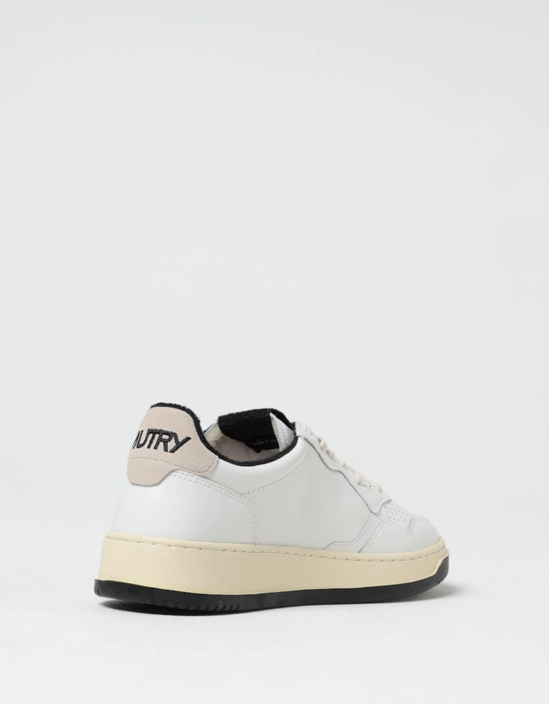 Medalist Low Top Sneaker