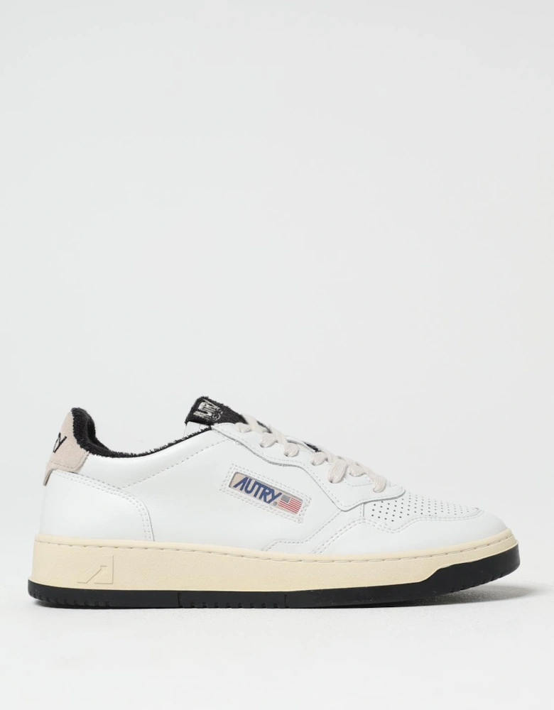 Medalist Low Top Sneaker