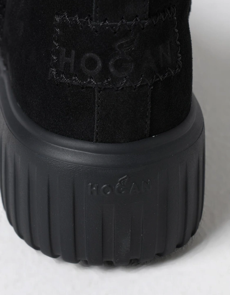 H222 Suede Platform Boots